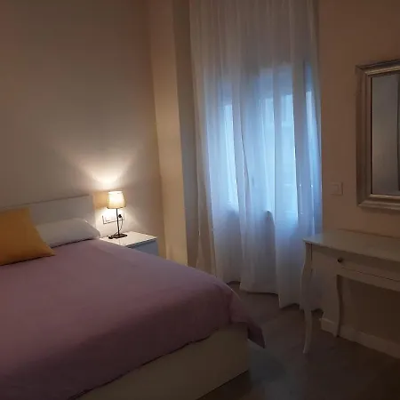 La Esquina De Italianos * Cádiz